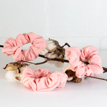 Load image into Gallery viewer, Plastic-free Organic Scrunchie