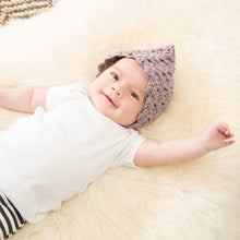 Load image into Gallery viewer, Organic Cotton Baby Bonnet