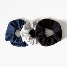 Load image into Gallery viewer, Plastic-free Organic Scrunchie

